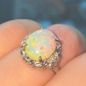 3.57 ct White Opal Platinum Ring